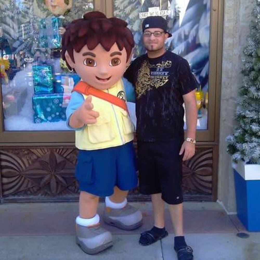 Meet your Posher, Ray